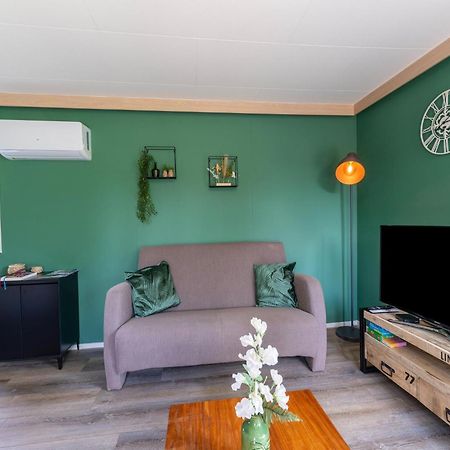 Cozy Chalet In Stegeren With A Terrace Exterior foto